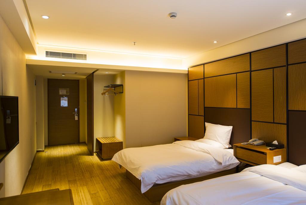 Ji Hongqiao Gubei Road Khách sạn