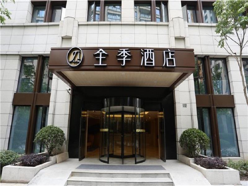 Ji Hongqiao Gubei Road